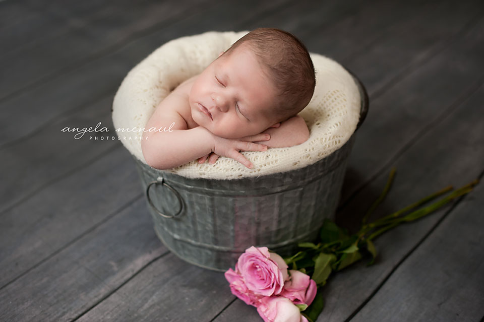 Newborn Photographer Juliette Delaware