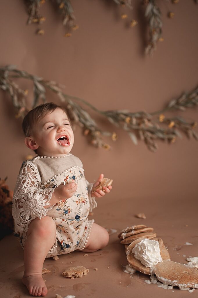 Charlottesville Cake Smash Photographer