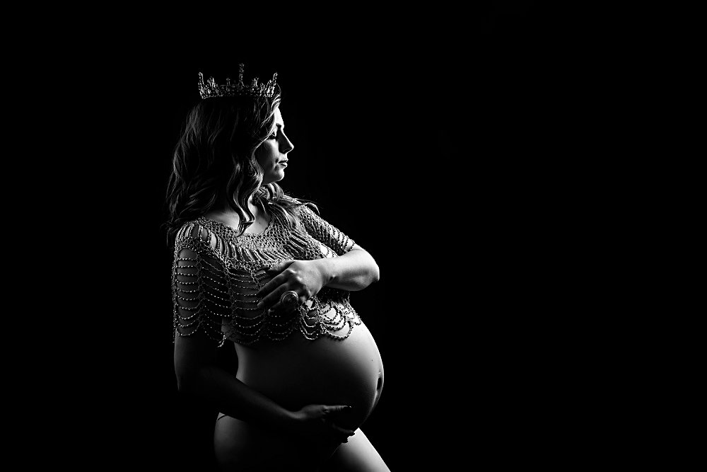 black and white silhouette maternity image 